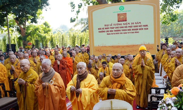 Chư vị Trưởng lão tham dự