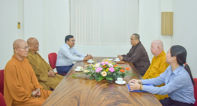 Tại trụ sở tòa soạn Báo Giác Ngộ - Ảnh: Quảng Đạo