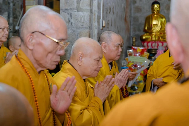 Chư vị giáo phẩm tưởng niệm