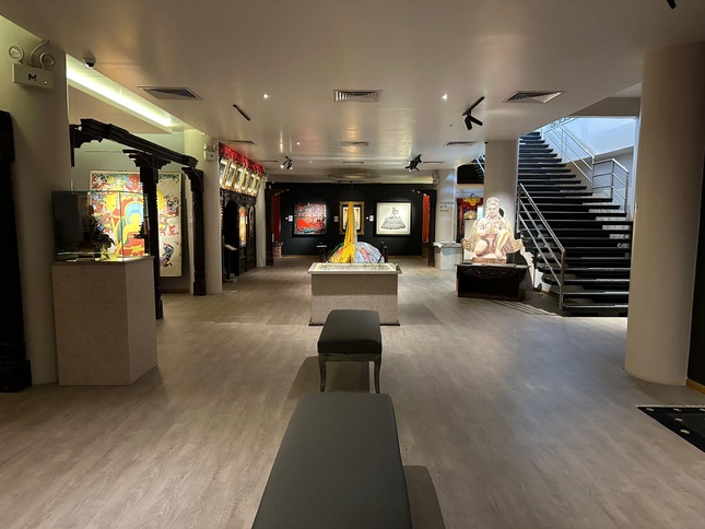 Hơn 100 tác phẩm của 80 nghệ sĩ được trưng bày