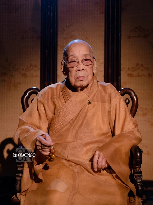 Trưởng lão Hòa thượng Thích Hiển Tu - Ảnh: Đăng Huy Trưởng lão Hòa thượng Thích Hiển Tu - Ảnh: Đăng Huy