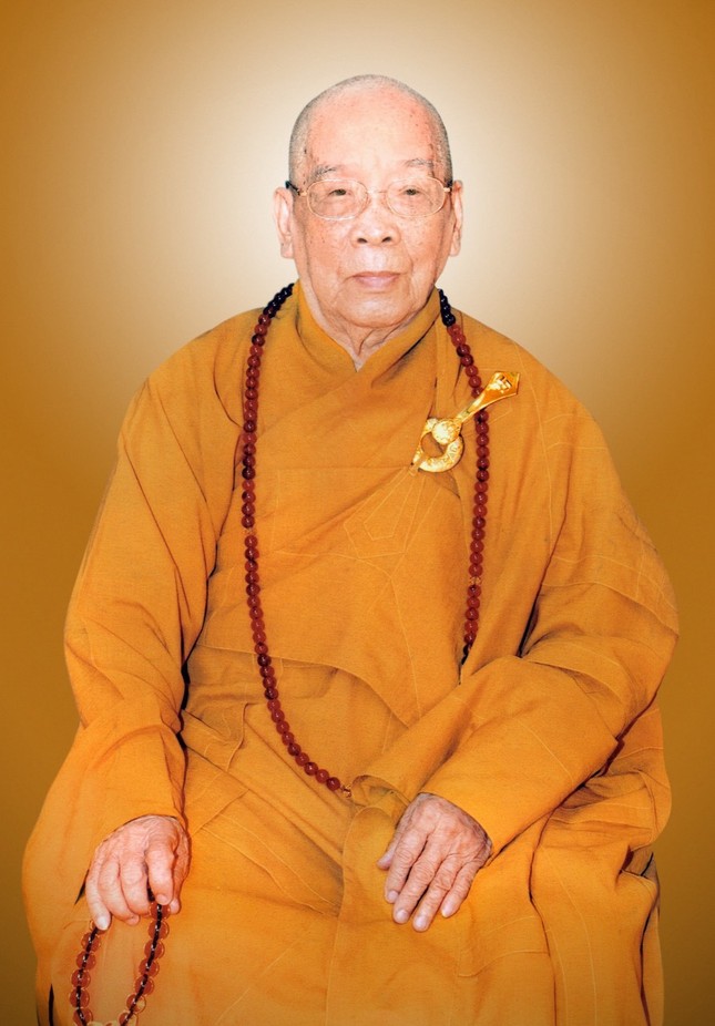 Pháp tướng Trưởng lão Hòa thượng Thích Hiển Tu