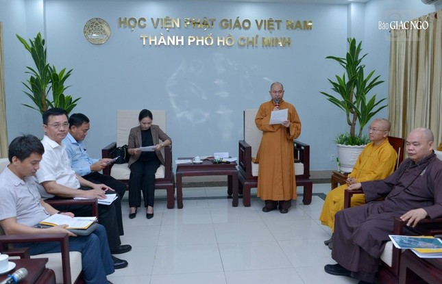 Thượng tọa Thích Đức Thiện phát biểu