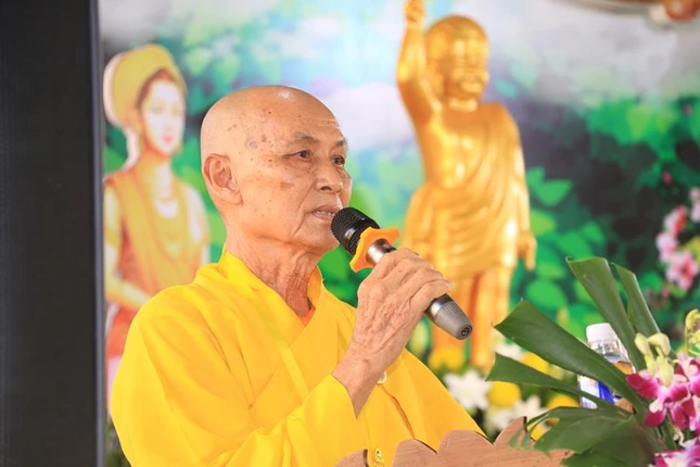 Trưởng lão Hoà thượng Thích Phước Thông cung tuyên Thông điệp Phật đản Phật đản Phật lịch 2568 của Đức Pháp chủ GHPGVN