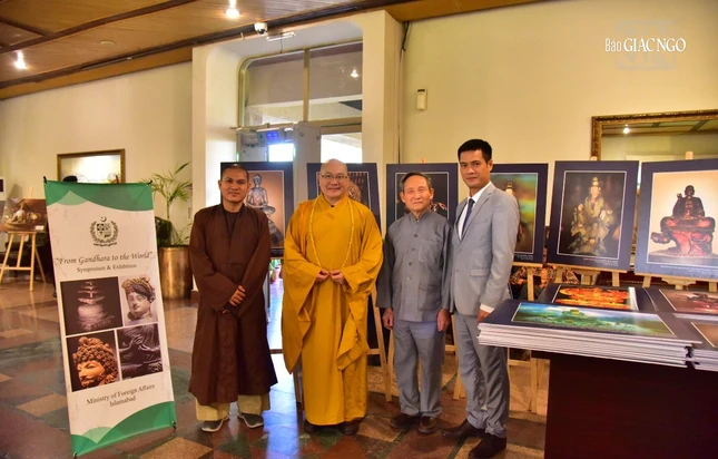 Phái đoàn đại diện GHPGVN tại triển lãm Phái đoàn đại diện GHPGVN tại triển lãm