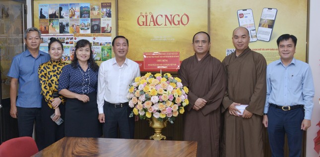 Tại trụ sở tòa soạn Báo Giác Ngộ