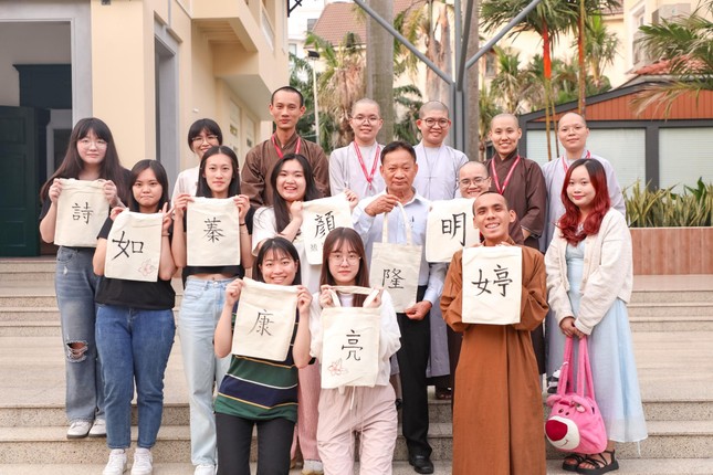 Sinh viên ngành Đông phương học có cơ hội giao lưu, trao đổi văn hóa với giảng viên, sinh viên từ các trường đại học quốc tế