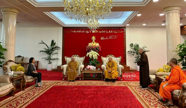 Phòng đón các vị lãnh đạo ICDV đến TP.HCM tham dự Phiên họp thứ nhất của ICDV với GHPGVN về Đại lễ Vesak Liên Hiệp Quốc 2025