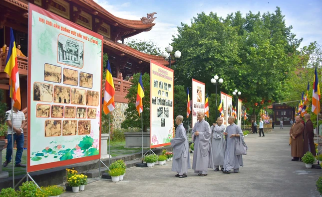 Xem lại những hình ảnh xưa về Phật học viện Huệ Nghiêm Xem lại những hình ảnh xưa về Phật học viện Huệ Nghiêm