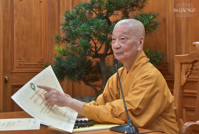 Đức Pháp chủ lấy ý kiến thông qua biểu mẫu Giáo chỉ tấn phong mới