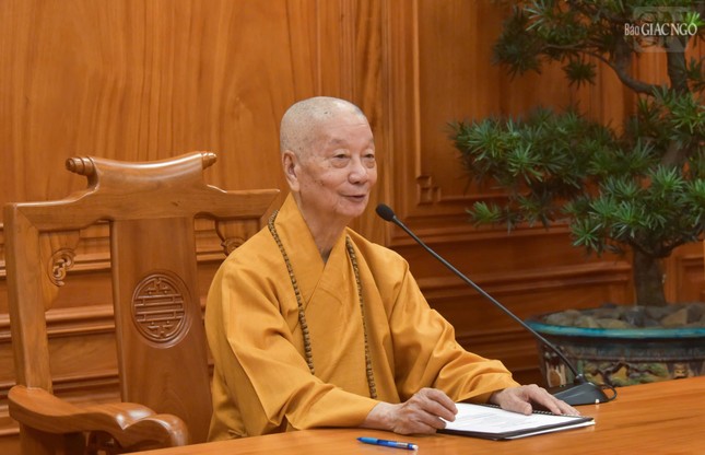 Đức Pháp chủ phát biểu đúc kết Đại nghị và chỉ thị một số vấn đề Đức Pháp chủ phát biểu đúc kết Đại nghị và chỉ thị một số vấn đề