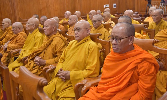 Hiện Hội đồng Chứng minh nhiệm kỳ 2022-2027 còn 105 vị tại thế (9 vị đã viên tịch) Hiện Hội đồng Chứng minh nhiệm kỳ 2022-2027 còn 105 vị tại thế (9 vị đã viên tịch)