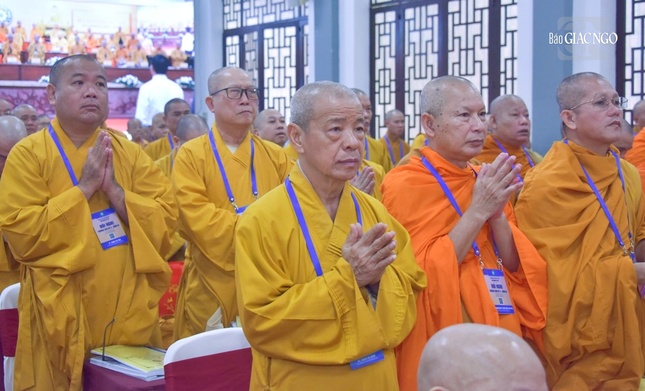 Chư vị giáo phẩm tham dự