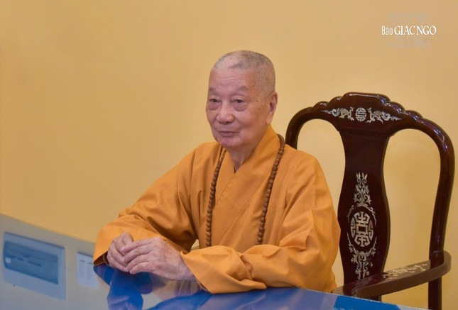 Đức Pháp chủ GHPGVN trong buổi tiếp phái đoàn lãnh đạo Ủy ban Trung ương MTTQVN đến thăm, chúc Tết tại Việt Nam Quốc Tự