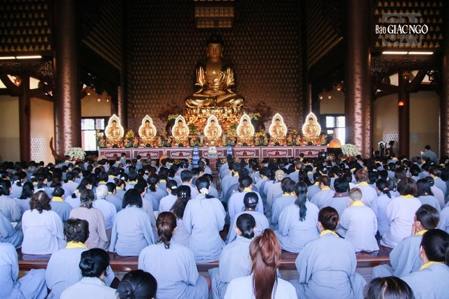 Hình ảnh về buổi lễ khai đàn Pháp hội Dược Sư tại chùa Huê Nghiêm