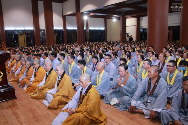 Chư Ni và Phật tử Đạo tràng Pháp Hoa tham dự