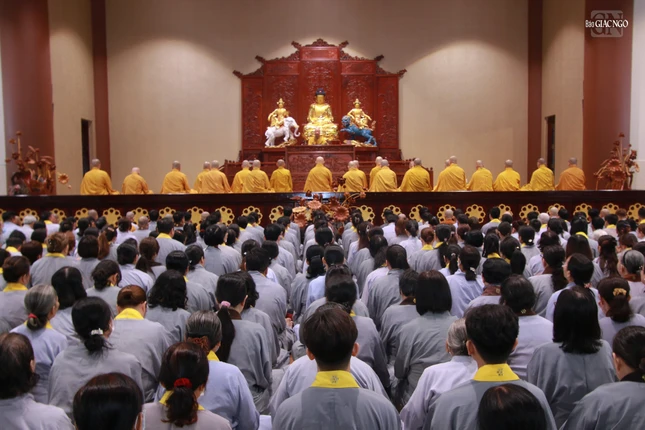 Hàng ngàn Phật tử đã đến nghe pháp nhân ngày Tết Thầy - mùng 3 tháng Giêng Âm lịch