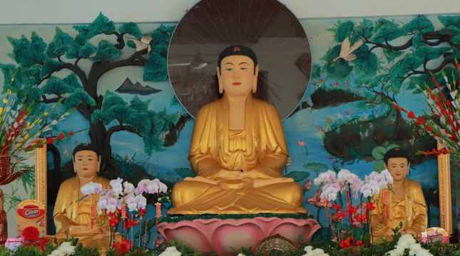 Trải qua các đời trụ trì, ngôi cổ tự Huê Nghiêm được trùng tu nhiều lần