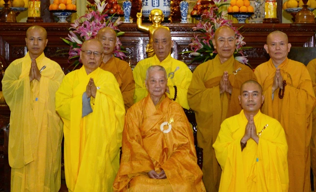 Một số hình ảnh do phóng viên ghi nhận tại thiền viện Vạn Hạnh sáng 19-2-2025 nhân Lễ húy nhất Đức Hội chủ Tổng hội Phật giáo Việt Nam, Đệ nhất Tăng thống GHPGVN Thống nhất - Đại lão Hòa thượng Thích Tịnh Khiết Một số hình ảnh do phóng viên ghi nhận tại thiền viện Vạn Hạnh sáng 19-2-2025 nhân Lễ húy nhất Đức Hội chủ Tổng hội Phật giáo Việt Nam, Đệ nhất Tăng thống GHPGVN Thống nhất - Đại lão Hòa thượng Thích Tịnh Khiết