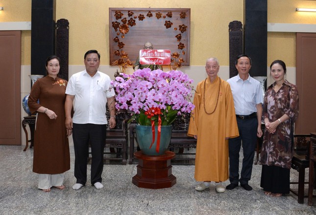 Phái đoàn Bộ Dân tộc và Tôn giáo với Đức Pháp chủ GHPGVN