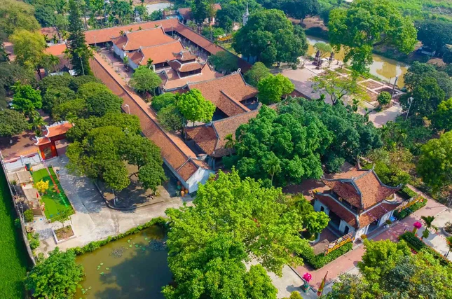 Không gian chùa Bút Tháp hiện nay