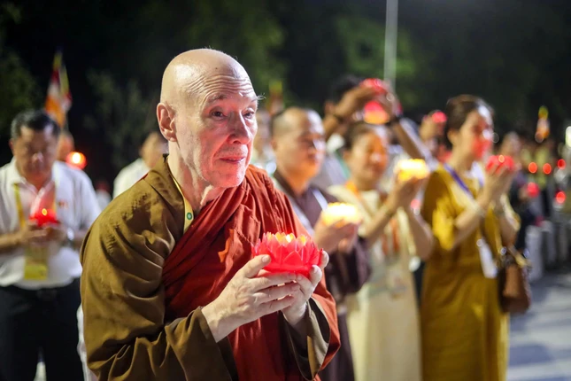 Tác giả, Hòa thượng Bodhi trong lần tham dự Đại lễ Vesak Liên Hiệp Quốc lần thứ 20 tại TP.HCM, Việt Nam, tháng 5-2025