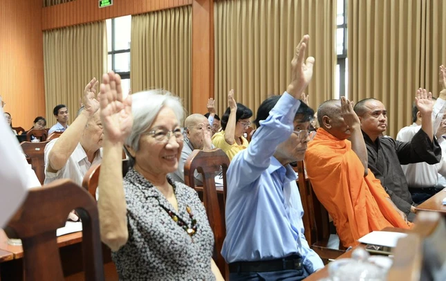 Các đại biểu tham dự hội nghị Mặt trận Tổ quốc Việt Nam TP.HCM - Ảnh:Tự Trung Các đại biểu tham dự hội nghị Mặt trận Tổ quốc Việt Nam TP.HCM - Ảnh:Tự Trung