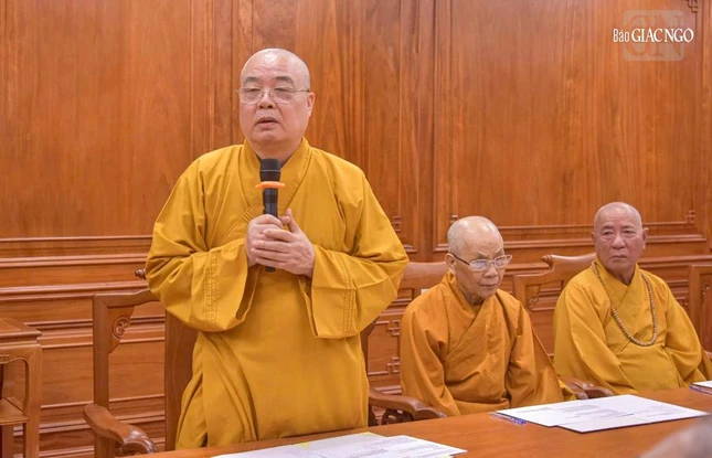 Trưởng lão Hòa thượng Thích Thanh Nhiễu