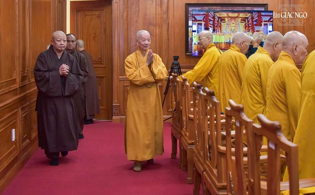 Đức Pháp chủ quang lâm