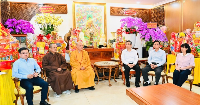 Bí thư Trung ương Đảng, Phó Bí thư Thành ủy, Chủ tịch Ủy ban MTTQVN TP.HCM Nguyễn Phước Lộc - Ảnh: Việt Dũng