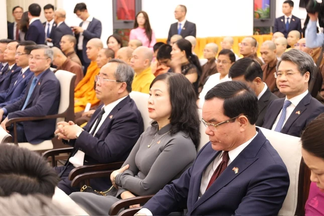Đoàn đại biểu cấp cao Việt Nam và đại diện cộng đồng người Việt Nam tại Ấn Độ