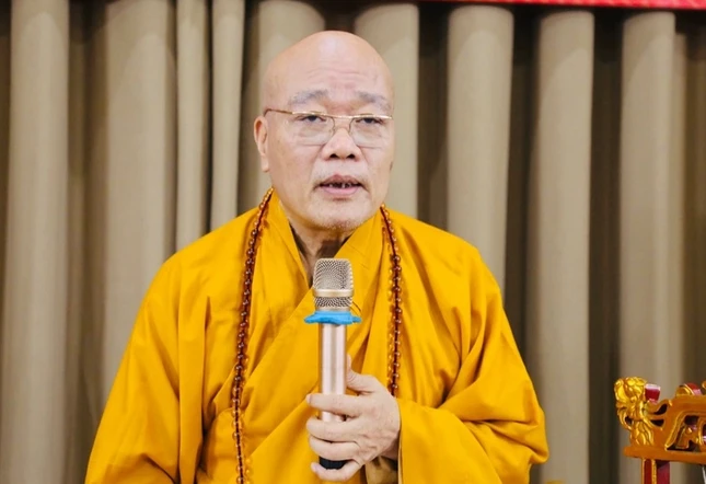 Hòa thượng Thích Thanh Hiện, Ủy viên Thường trực Hội đồng Trị sự, Trưởng ban Trị sự GHPGVN tỉnh Hưng Yên (đương nhiệm) dù chưa quá tuổi theo quy định và đang giữ chức danh lãnh đạo chủ chốt đã tự nguyện xin thôi các chức vụ để giới thiệu cho thế hệ kế thừa