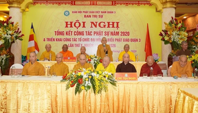 HT.Thích Thiện Đức ban đạo từ chứng minh, đánh giá cao các công tác Phật sự 2020 của Q.3