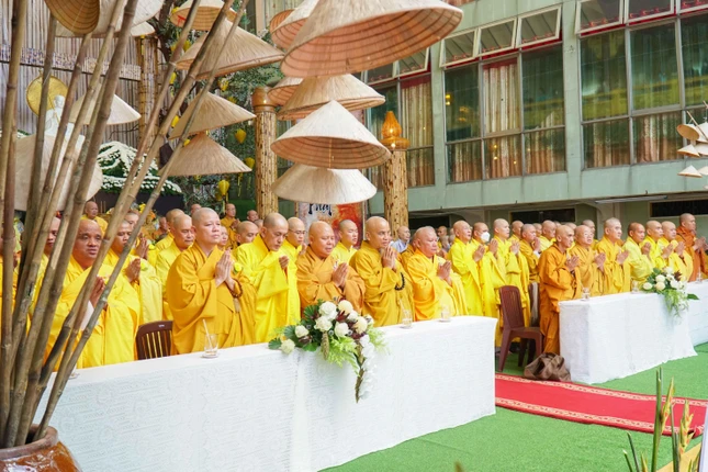 Trang nghiêm tụng sám nguyện Vu lan