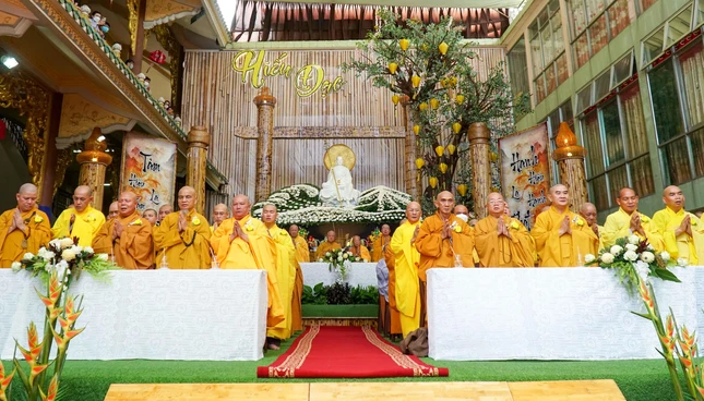 Quang cảnh buổi lễ