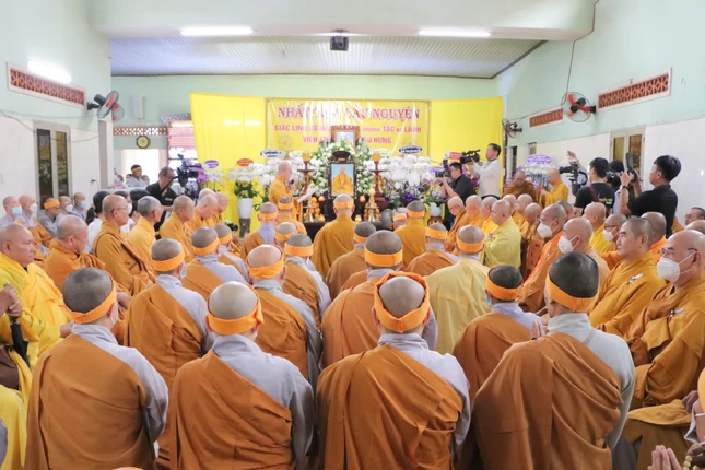 Quang cảnh buổi lễ truy niệm