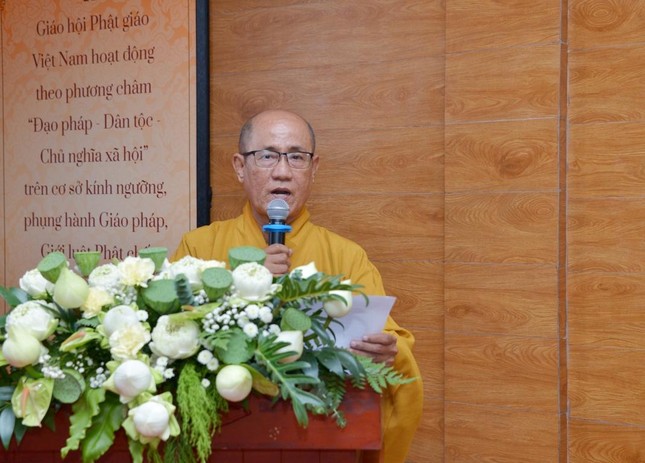 Hòa thượng Thích Minh Truyền phát biểu khai mạc Hòa thượng Thích Minh Truyền phát biểu khai mạc