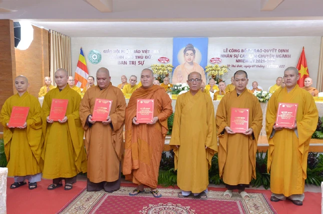 Chư tôn đức Văn phòng hành chánh