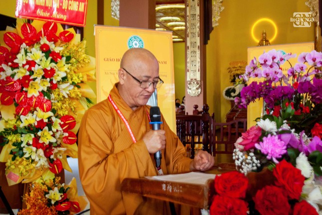 Hòa thượng Thích Huệ Thông phát biểu khai mạc Hòa thượng Thích Huệ Thông phát biểu khai mạc