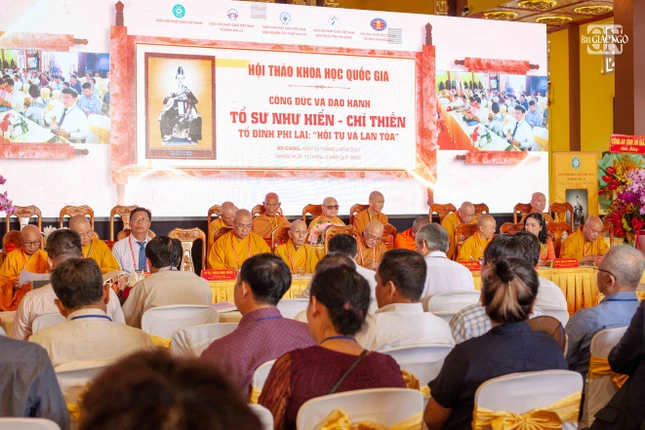 Quang cảnh hội thảo