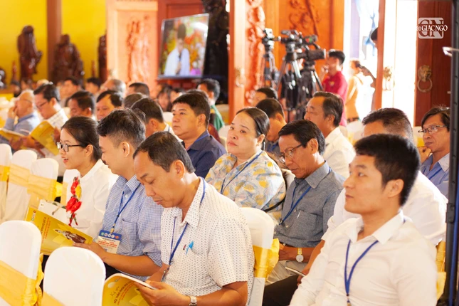 Đại biểu tham dự