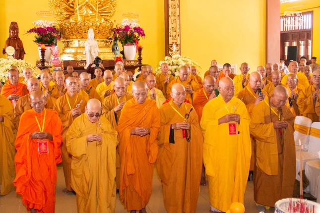 Dâng hương thành kính tưởng niệm Tổ sư