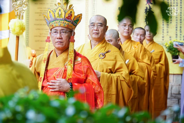 Thực hiện nghi thức chiêu linh tại các địa điểm thường xuyên xảy ra tai nạn giao thông