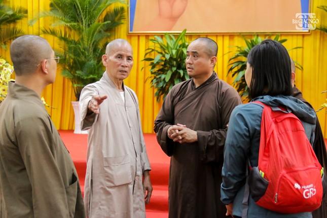 Hòa thượng Thích Thiện Thống cùng Thượng tọa Thích Tâm Hải Hòa thượng Thích Thiện Thống cùng Thượng tọa Thích Tâm Hải