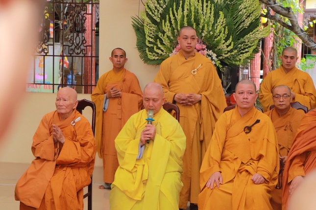 Hòa thượng Thích Hoằng Tri, Chứng minh Ban Trị sự GHPGVN TP.Thủ Đức giáo giới đến chư Ni hành giả an cư
