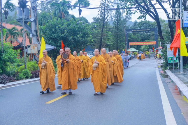 Lễ tâm linh được cử hành tại Đền thờ Côn Đảo, cạnh Nghĩa trang Hàng Dương