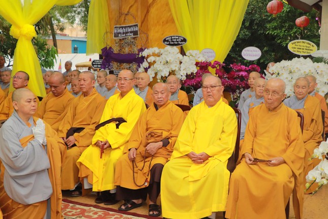 Chư tôn giáo phẩm tông môn và chư tôn đức Ban Trị sự GHPGVN TP.Thủ Đức Chư tôn giáo phẩm tông môn và chư tôn đức Ban Trị sự GHPGVN TP.Thủ Đức