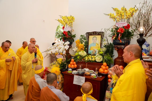 Cung tiến Giác linh Ni trưởng Thích nữ Chơn Hảo