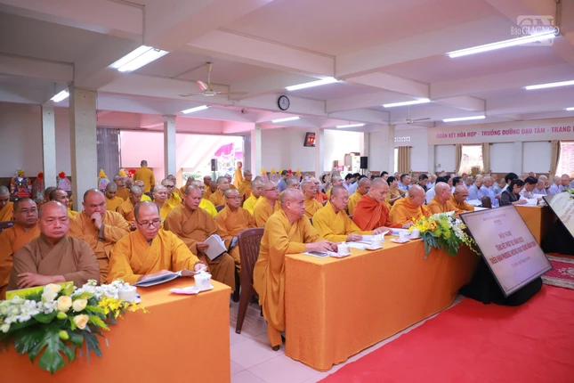 Quang cảnh hội nghị