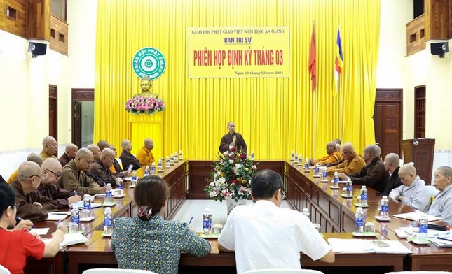 Quang cảnh phiên họp tại trụ sở Văn phòng Ban Trị sự GHPGVN tỉnh - Ảnh: PGAG